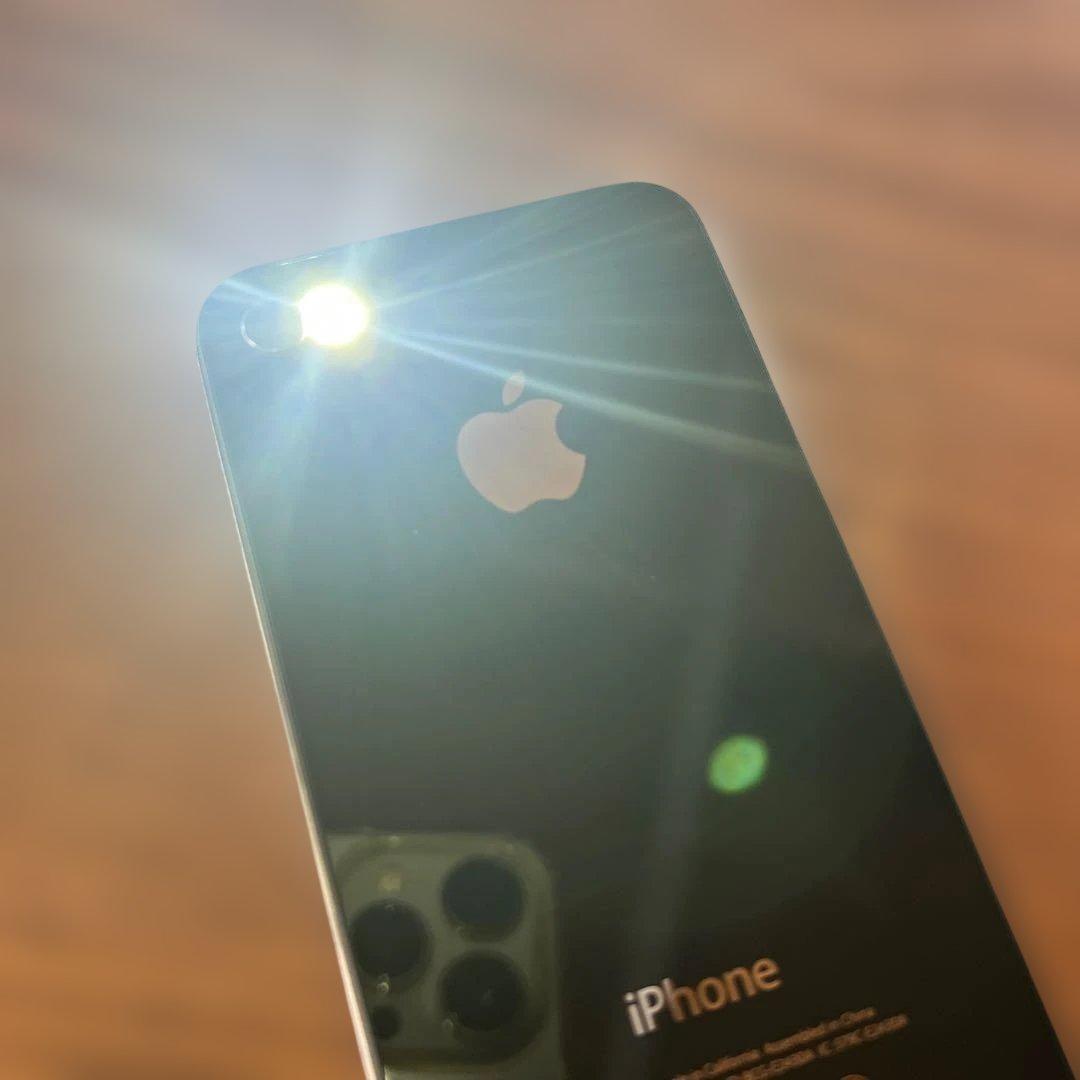 【超美品】iphone4s 8GB SIMフリー　希少　レトロ　カメラ