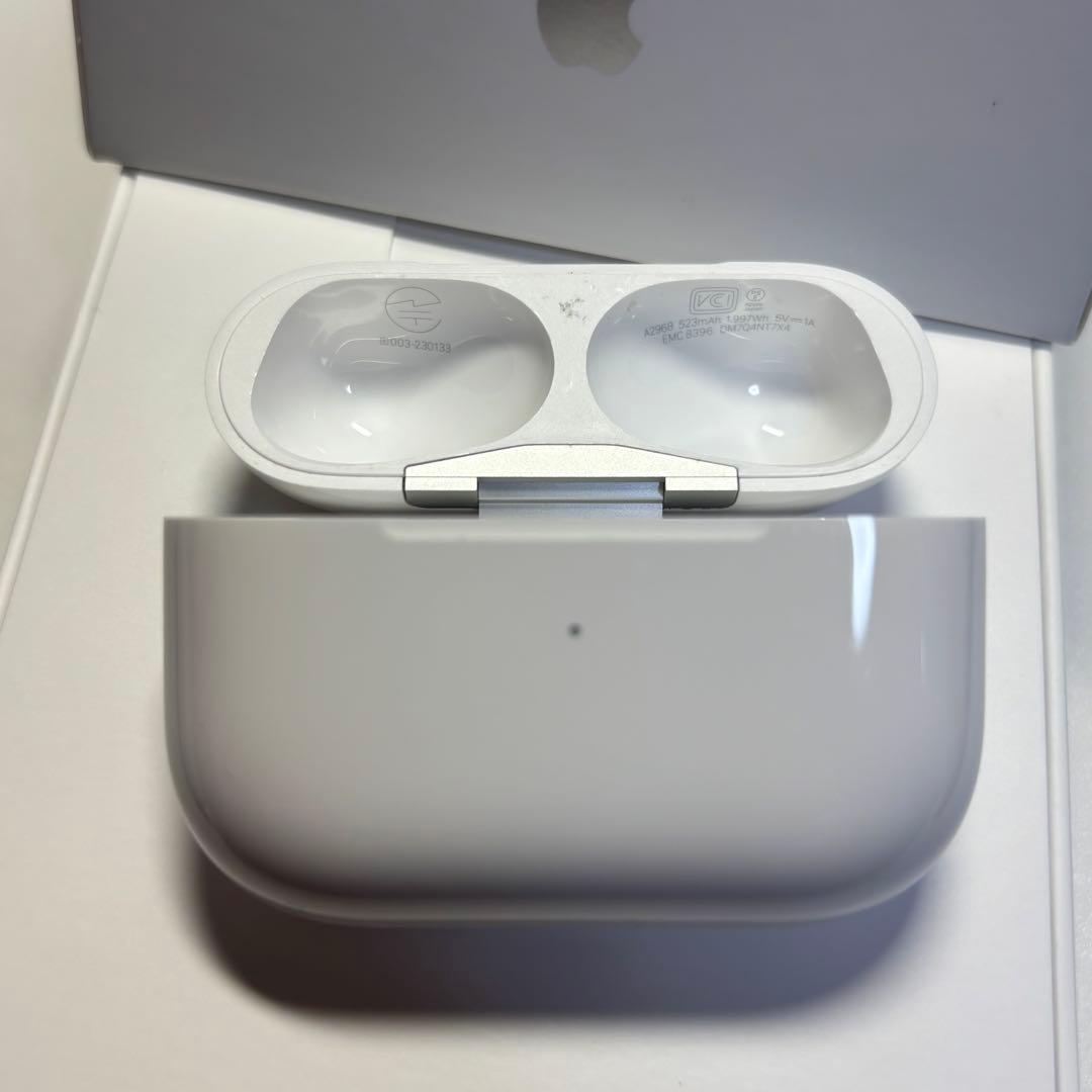 AirPods Pro 第2世代 A2968 USB-C 充電ケース　極美品