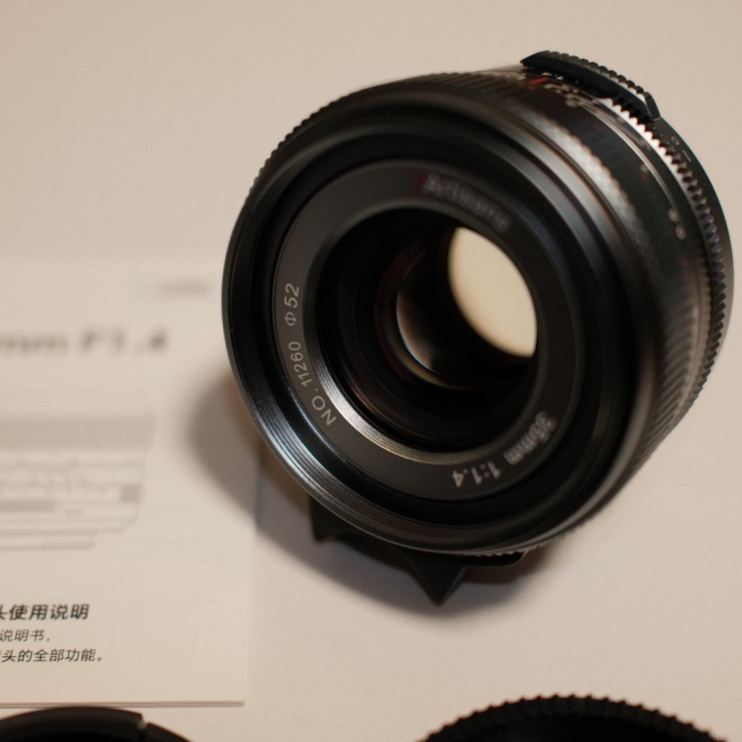 七工匠 7Artisans 35mm F1.4 III E-mount グレー