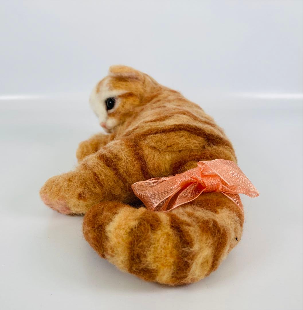 羊毛フェルト　茶トラ　猫　美品　ハンドメイド