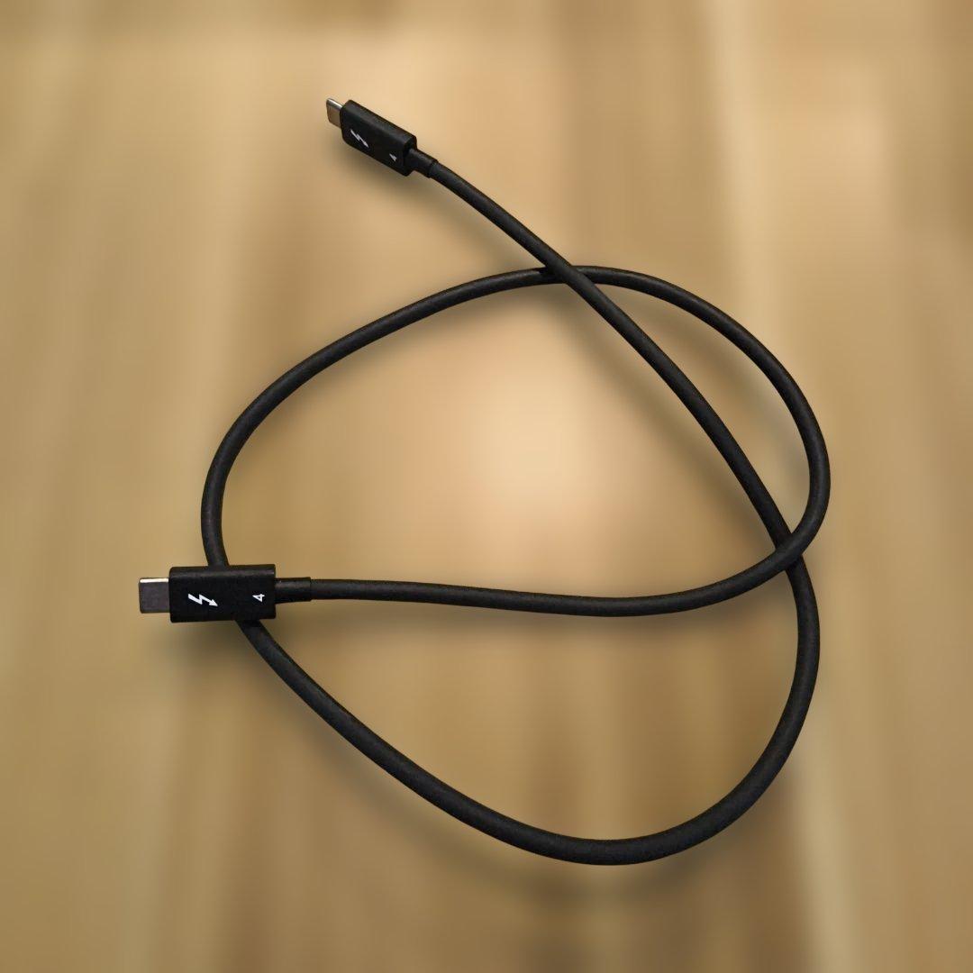 美品 OWC Thunderbolt Dock Thunderbolt4 ドック