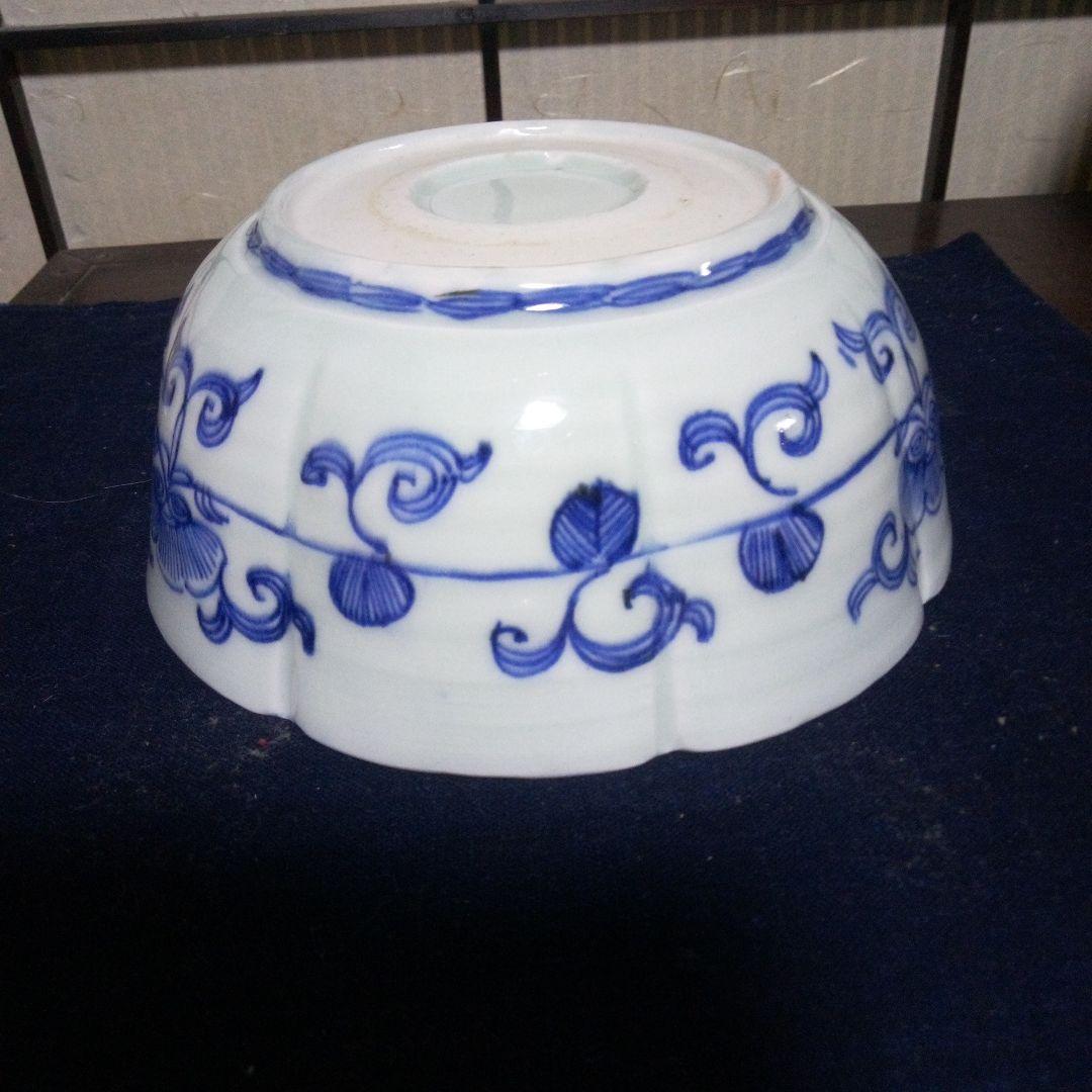 伊万里焼　ベロ藍の鉢