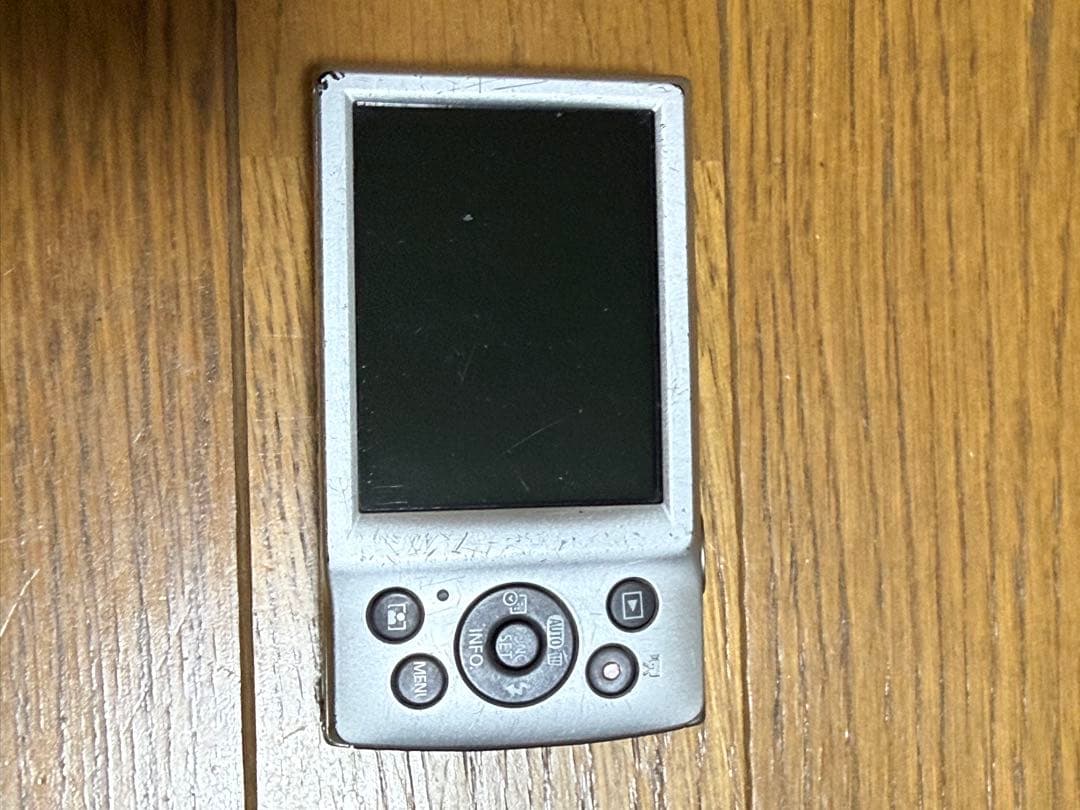 Canon IXY 200 シルバー コンパクトデジタルカメラ