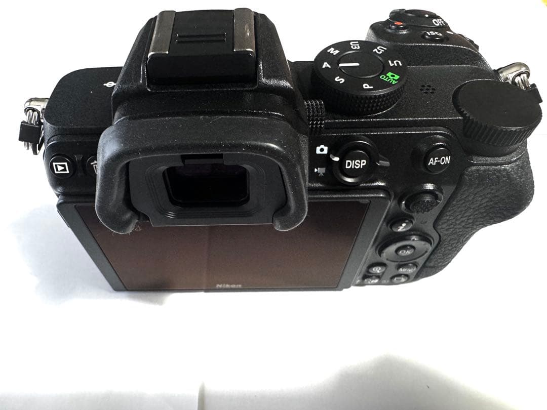 Nikon Z 5 ミラーレス一眼カメラ