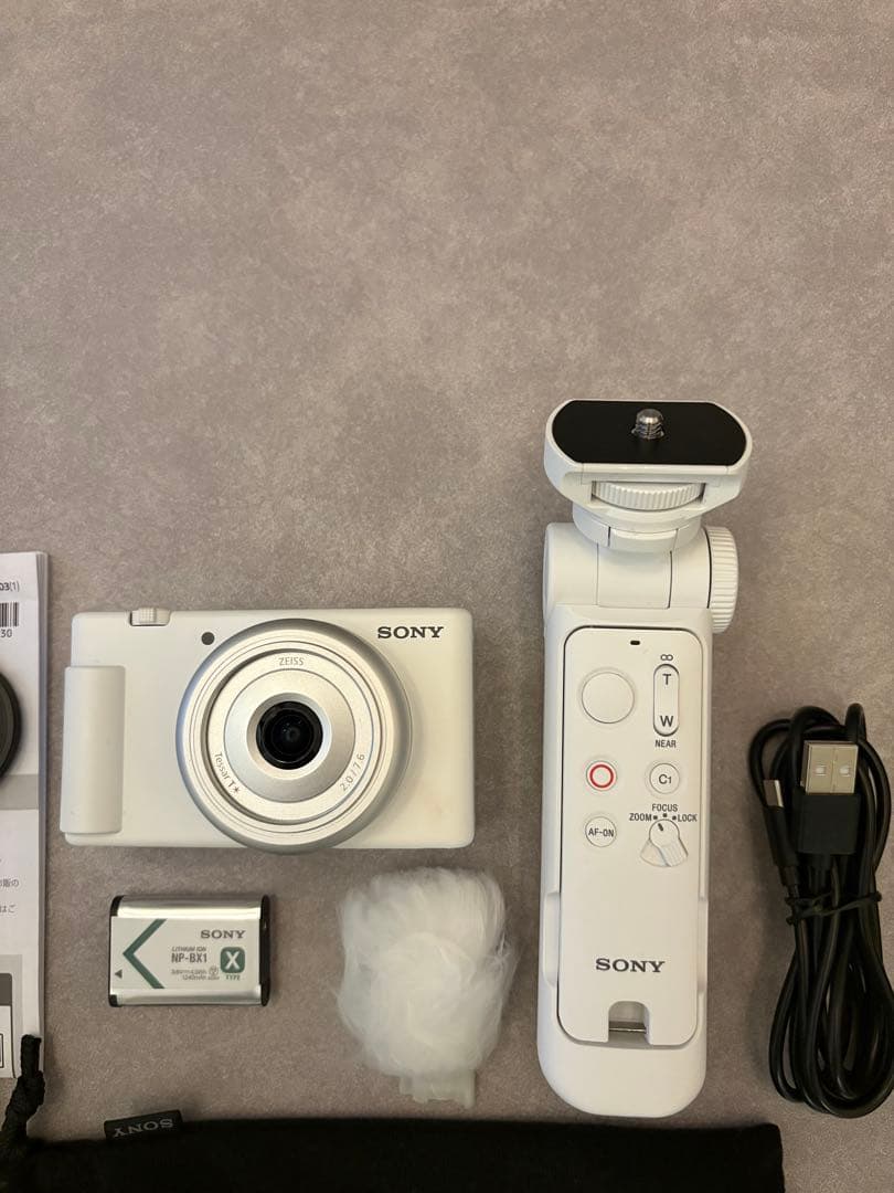 【美品】SONY ZV-1F ホワイト ／ワイヤレスシューティンググリップ三脚