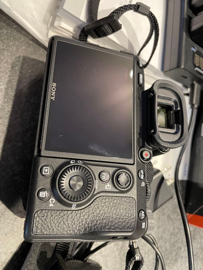 【美品】SONY a7iii ソニー アルファセブンスリー　バッテリー2個付き