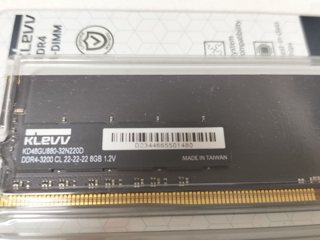 再出品 KLEVV DDR4-3200 16GB (8GB x 2) メモリ