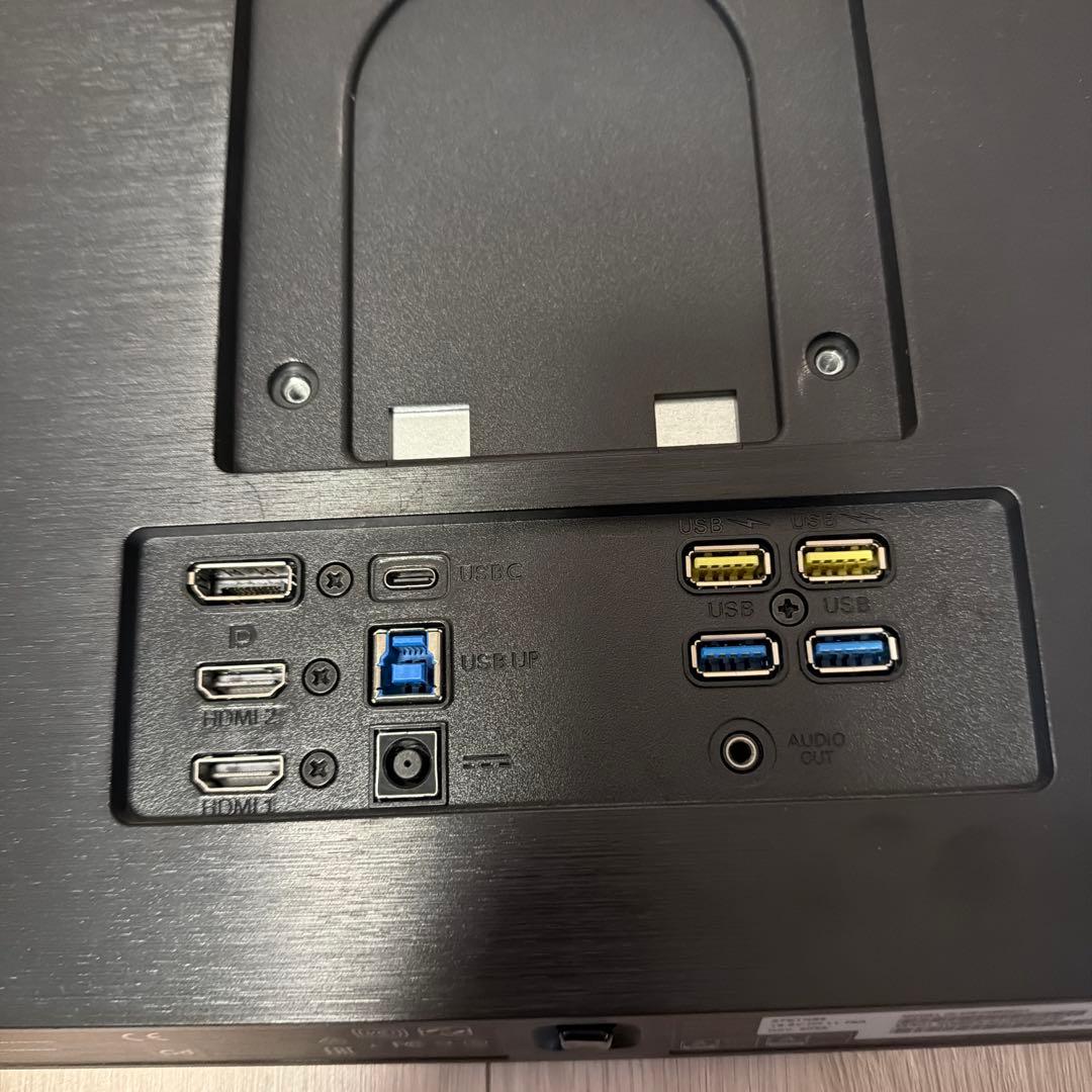 Philips 27E1N8900 27インチ OLED 4Kモニター