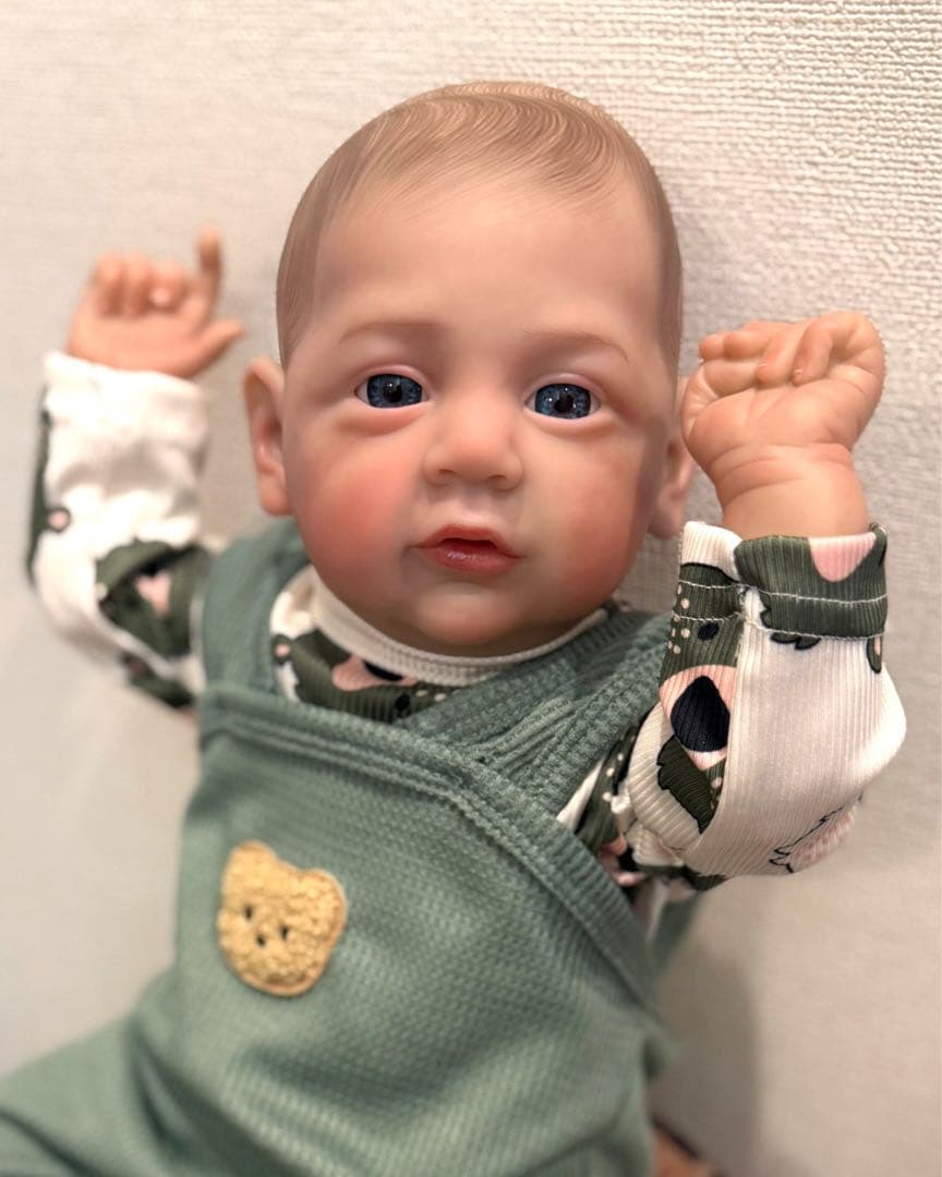 ★新品★リボーンドール イケメンくんベビーちゃん 50cm