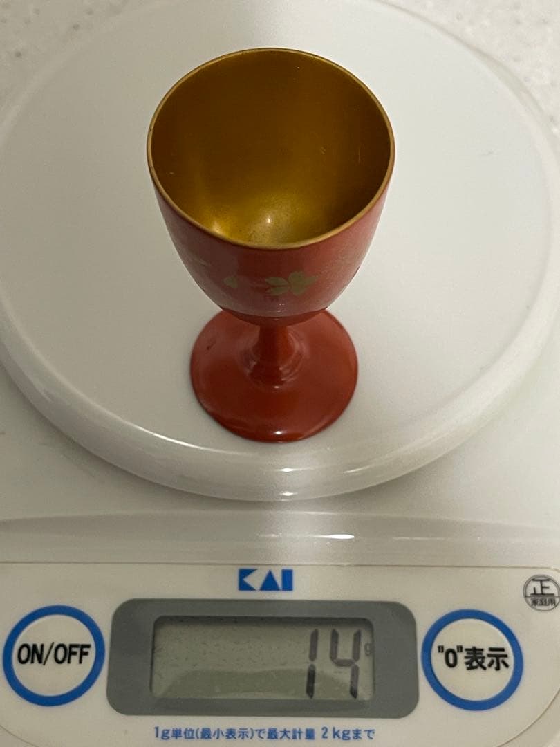 桜模様　朱色の酒器5個セット　高さ約7.7㎝、重さ14gの極小品　木製　漆塗、桜