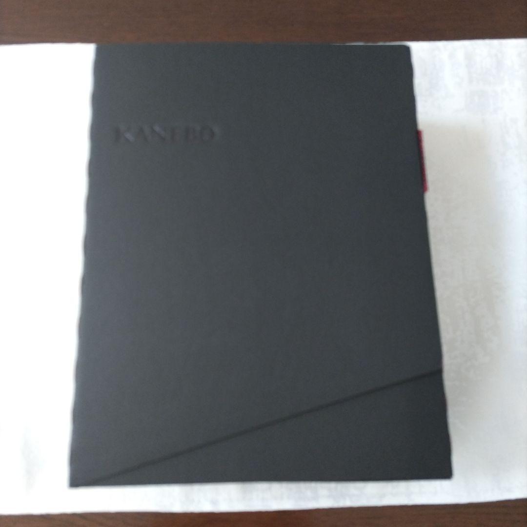 ファンデーション KANEBO CREAM IN DAY KIT