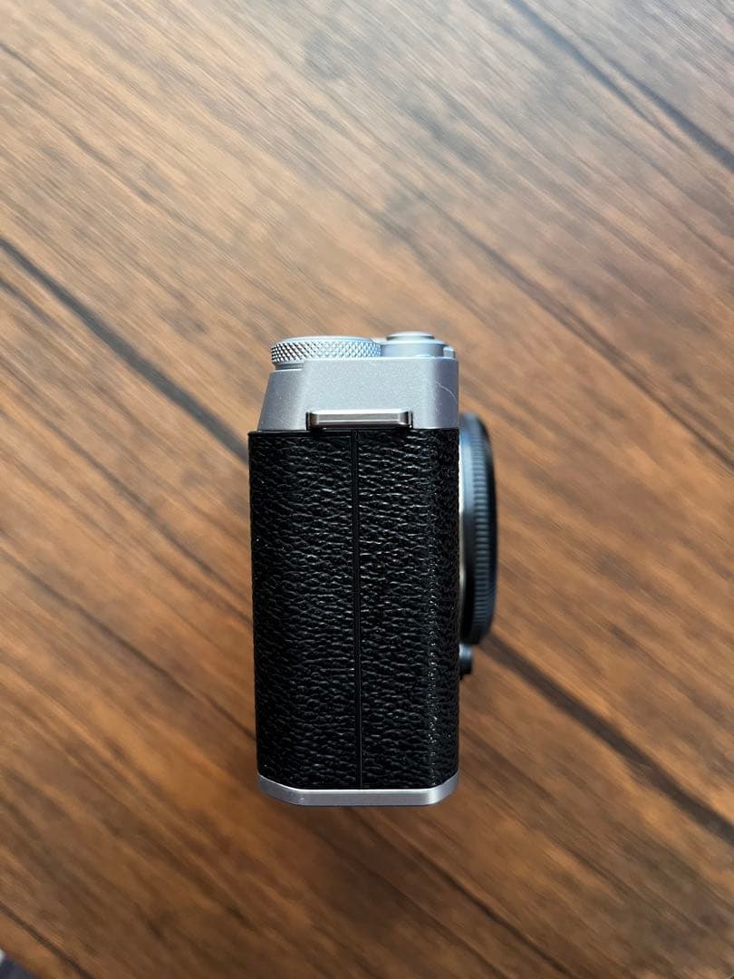 Fujifilm X-E4 ミラーレス一眼 シルバー