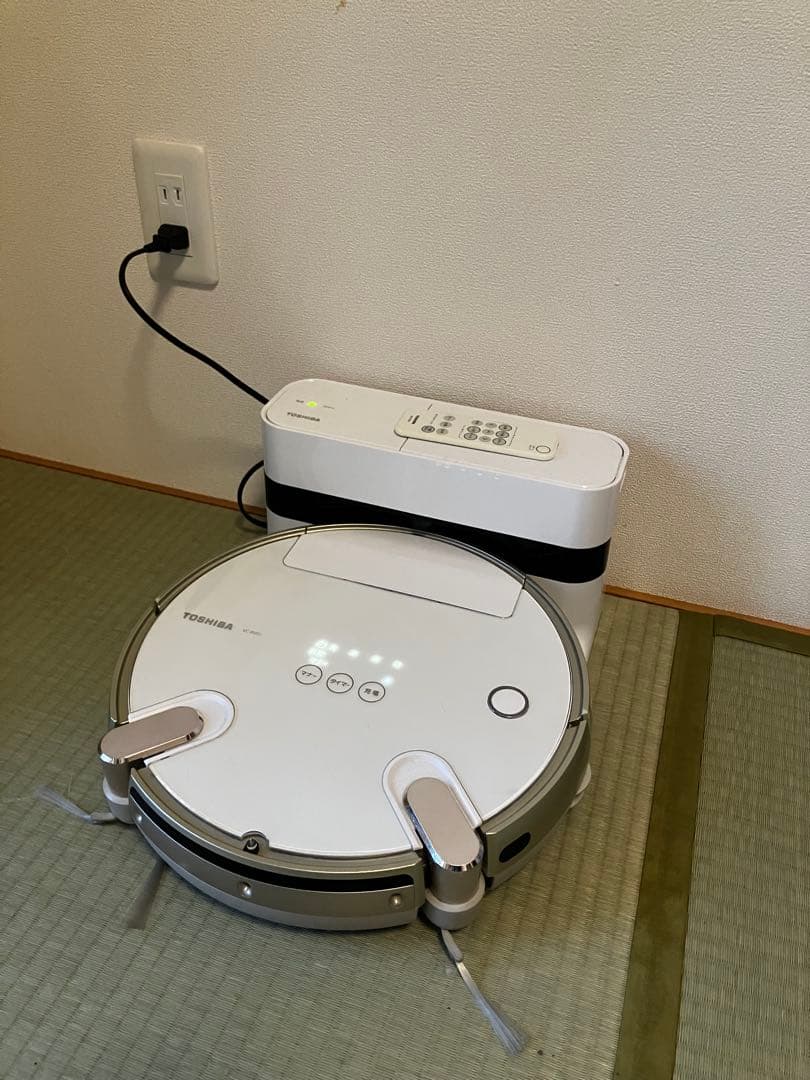 TOSHIBA ロボット掃除機 本体 ホワイト