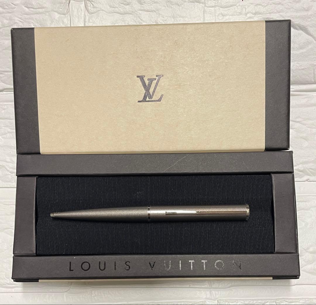 【良品】LOUIS VUITTONルイヴィトン　ボールペン　❤︎