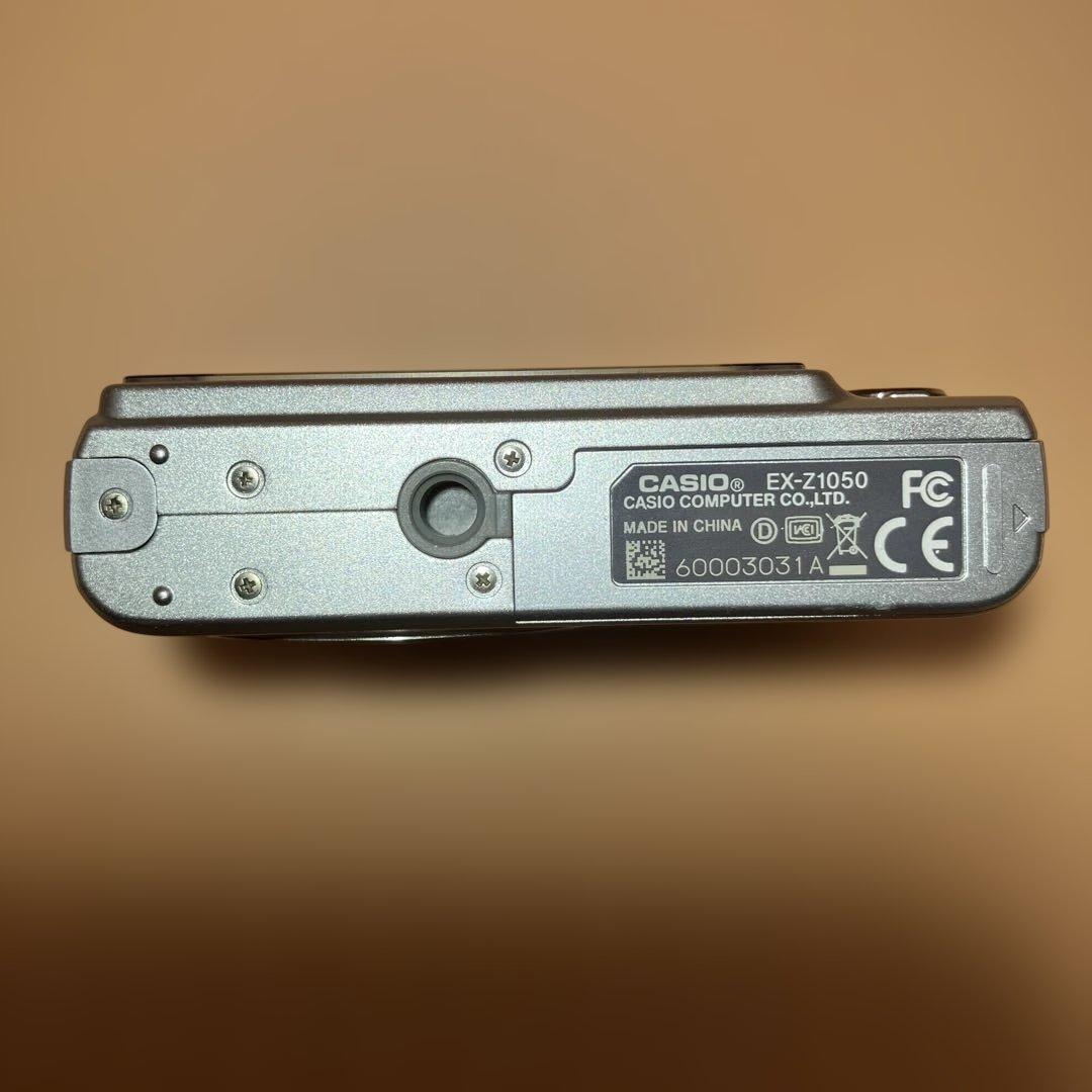 【状態良好】【付属品多数】CASIO EXILIM EX-Z1050 シルバー