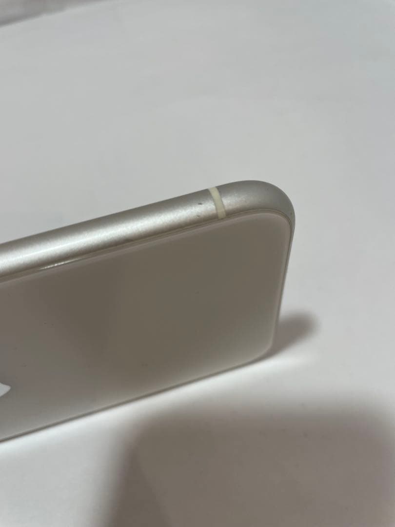 Apple iPhone 11 ホワイト
