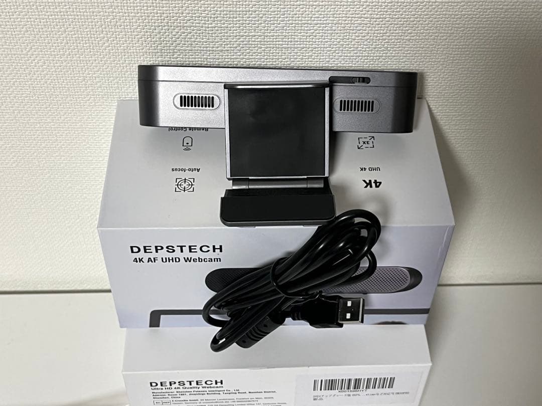 【美品】WEBカメラ 4K 自動フォーカス 800万画素　マイク内蔵
