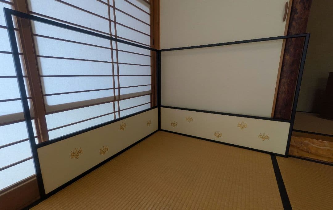 風炉先屏風　桐金箔型打　両面　茶道具