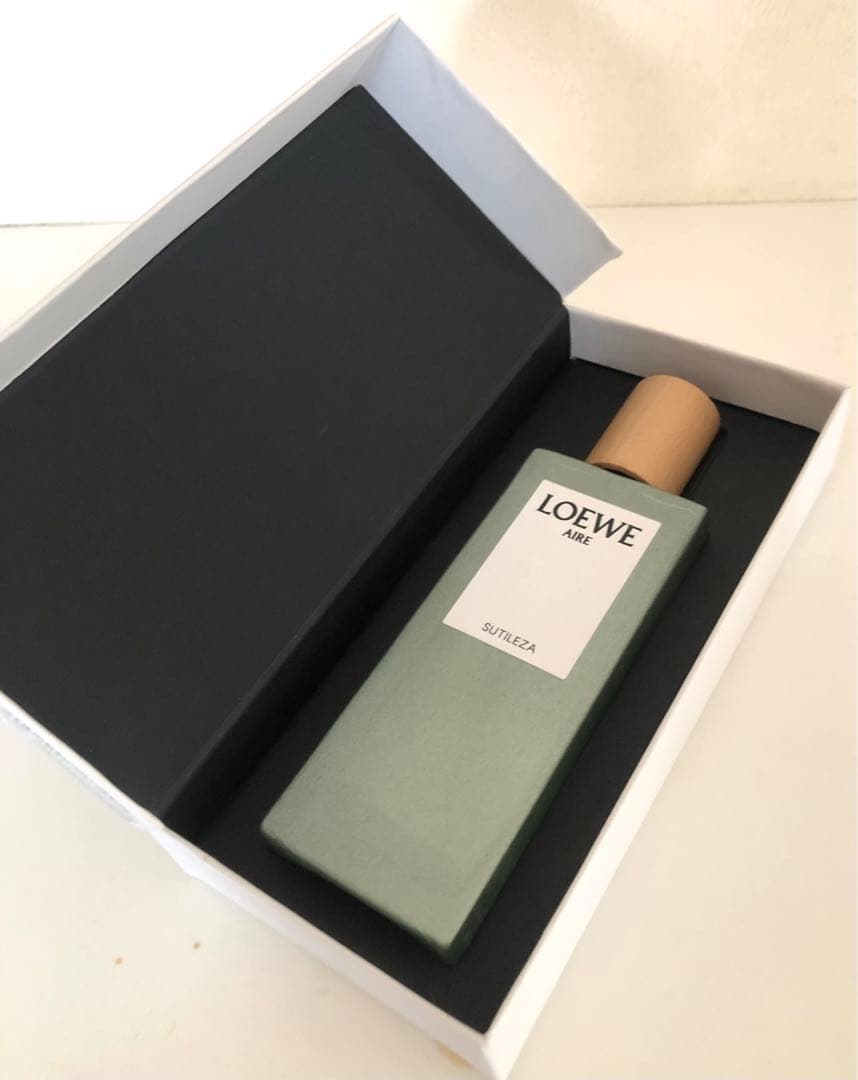 LOEWE AIRE SUTILEZA 50mL 女性用香水