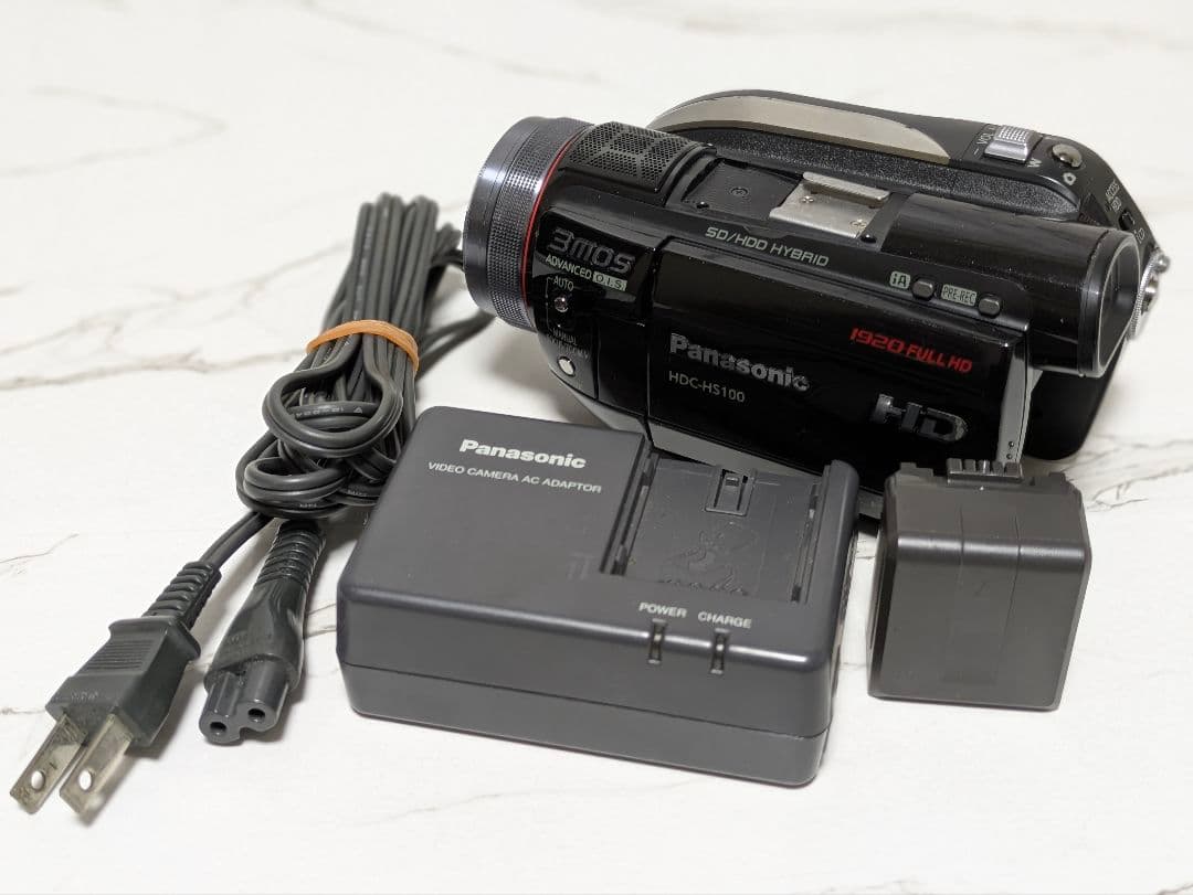 Panasonic　HDC-HS100　HDD内蔵 60GB