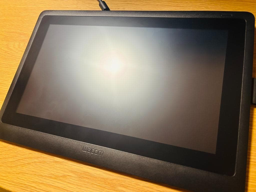 【美品】ワコム Wacom Cintiq 16 FHD 液晶ペンタブレット