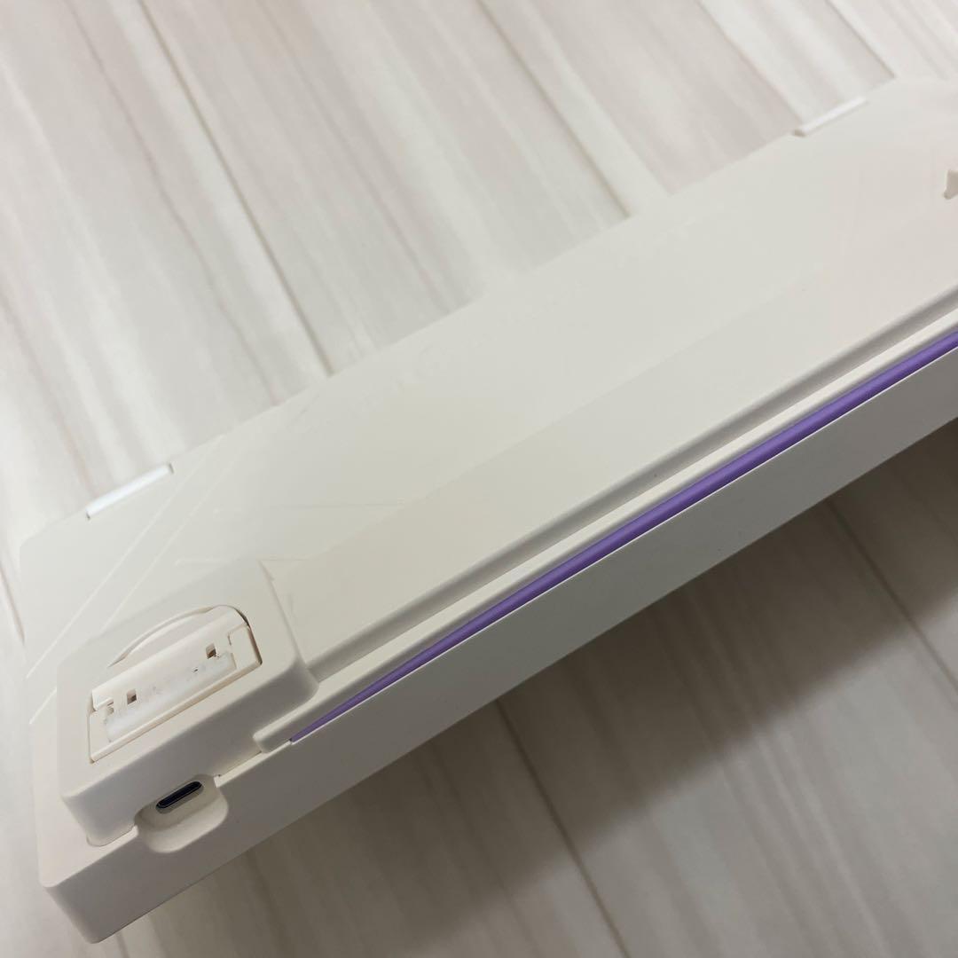コンパクトメカニカルキーボード ホワイト