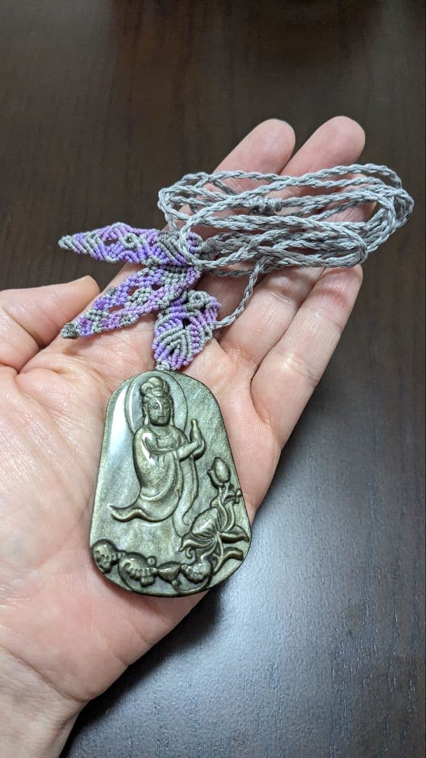 ゴールデンオブシディアンの観音様彫りペンダント　10,000円→8,000円