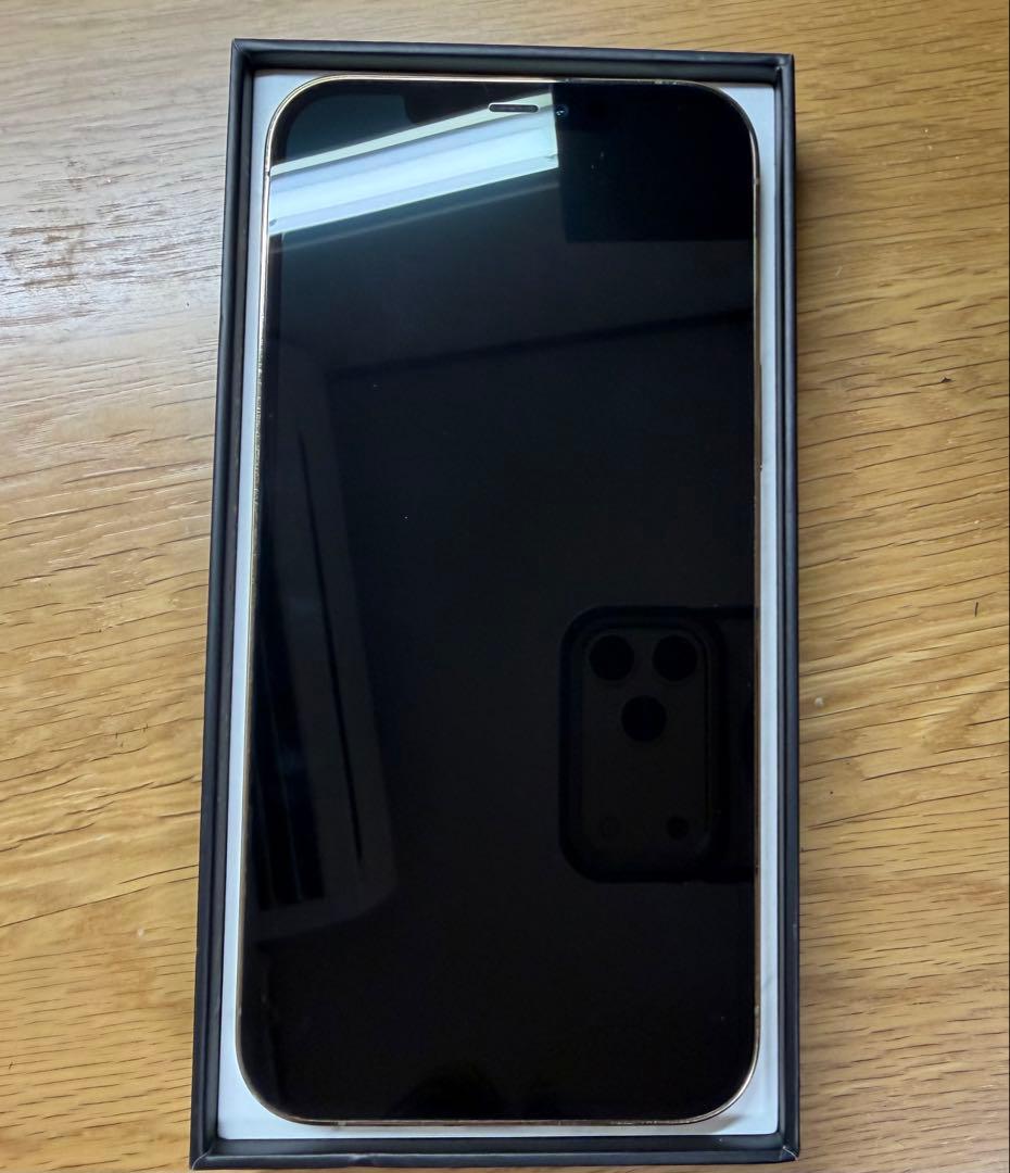 Apple iPhone 12 pro max 256GB ゴールド 中古美品