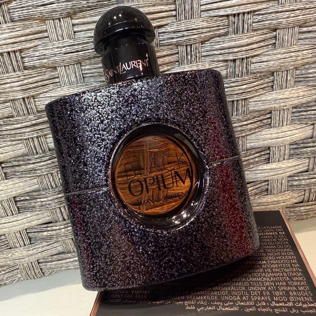 ほぼ新品【イブサンローラン】ブラック OP オーデパルファム 50ml