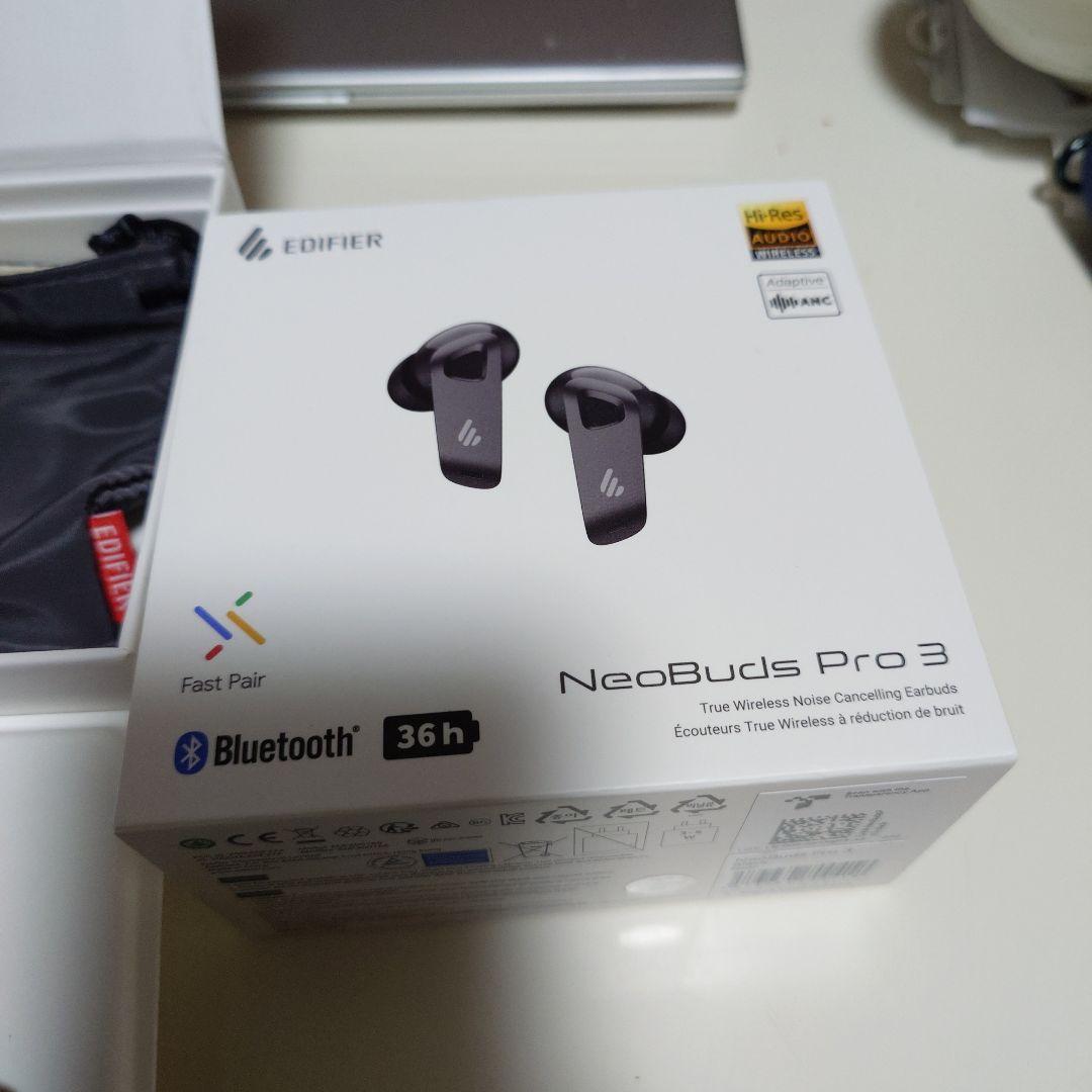 日曜日まで出品　美品　ケース付き　Edifier NeoBuds Pro 3