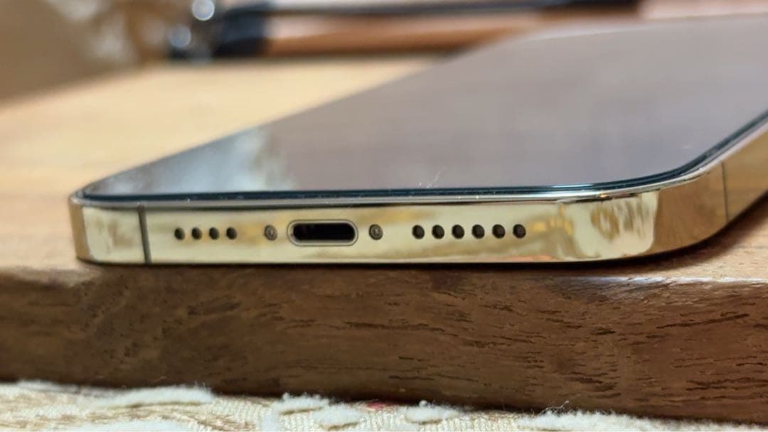 【美品】Apple iPhone 12 pro max ゴールド256GB