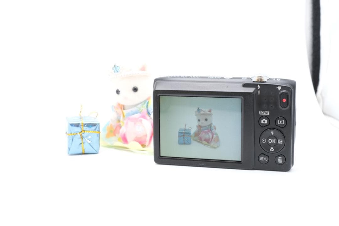 【動作確認済】Nikon COOLPIX A100 ニコン　バッテリー付