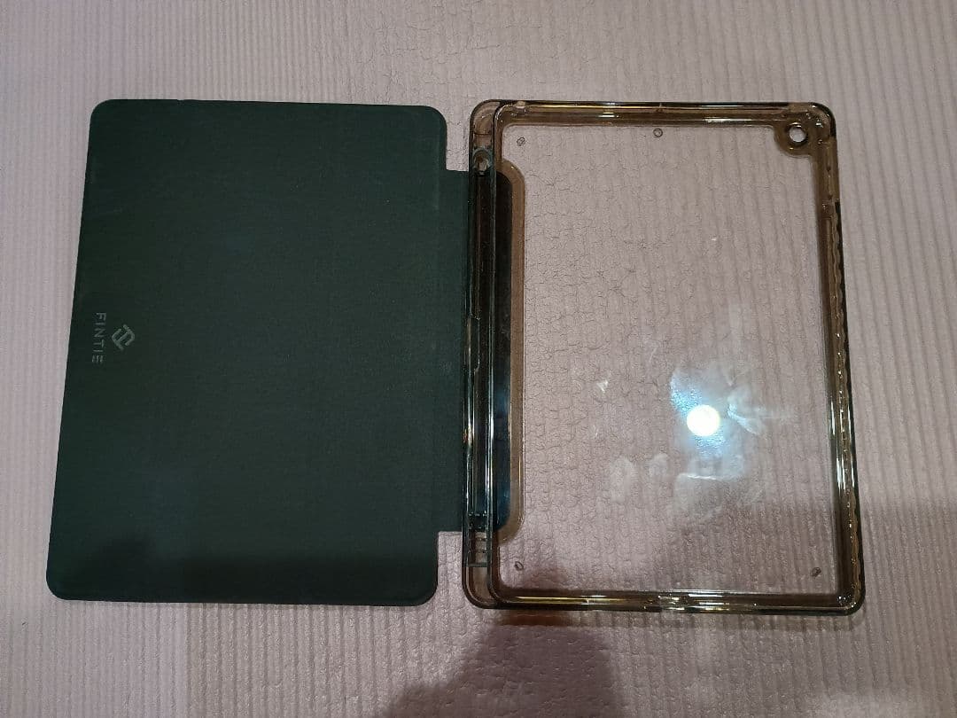 iPad9世代 64GB Wi-Fiモデル　94%バッテリー ケース付き