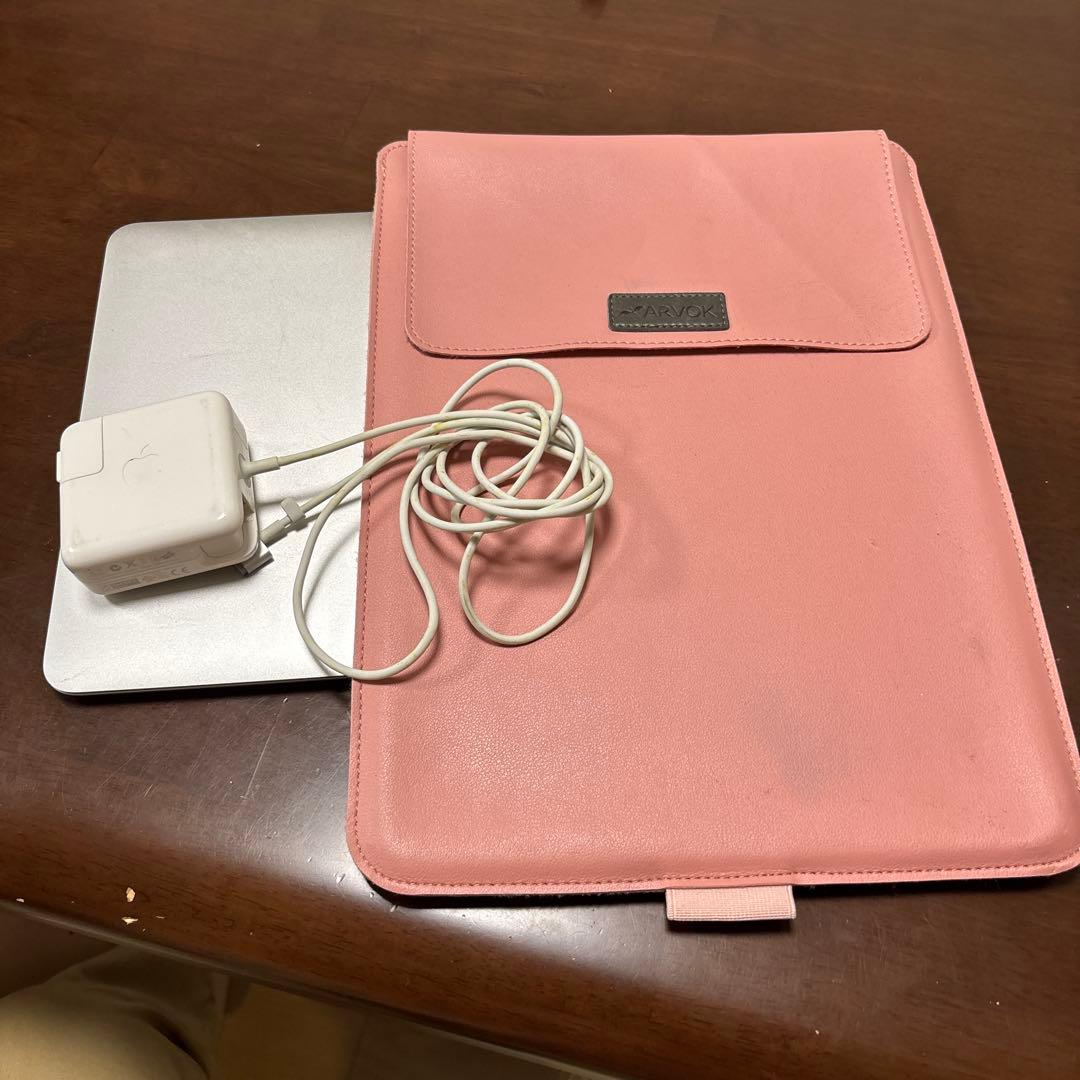Apple MacBook Air 13インチ (Early 2014