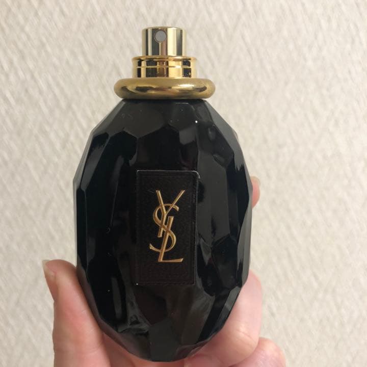 【限定品】YSL(イヴサンローラン) 香水　パリジェンヌブラックオーデパルファム