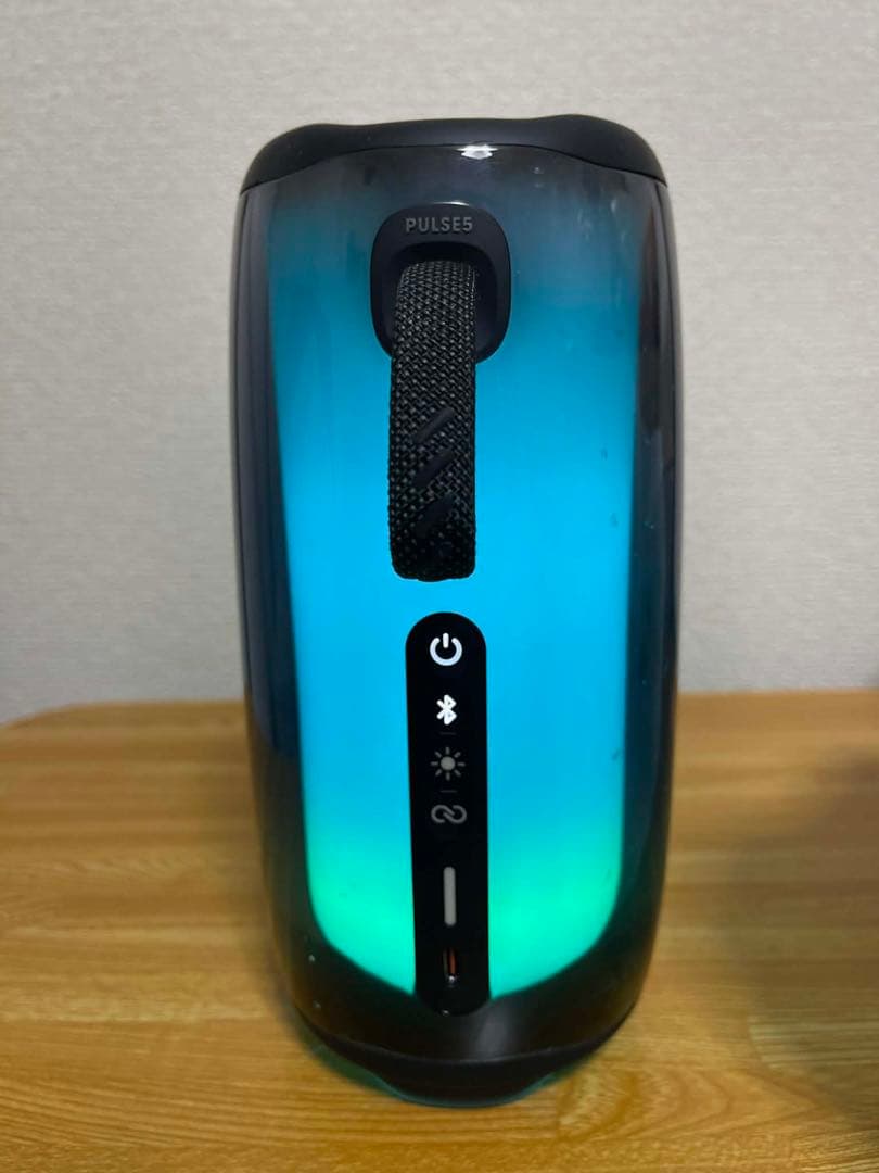 スピーカー・ウーファー JBL PULSE 5