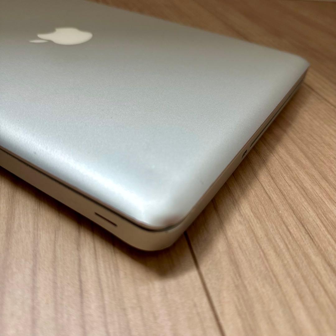極希少 MacBook Pro(OS X El Capitan)本体 動作良好