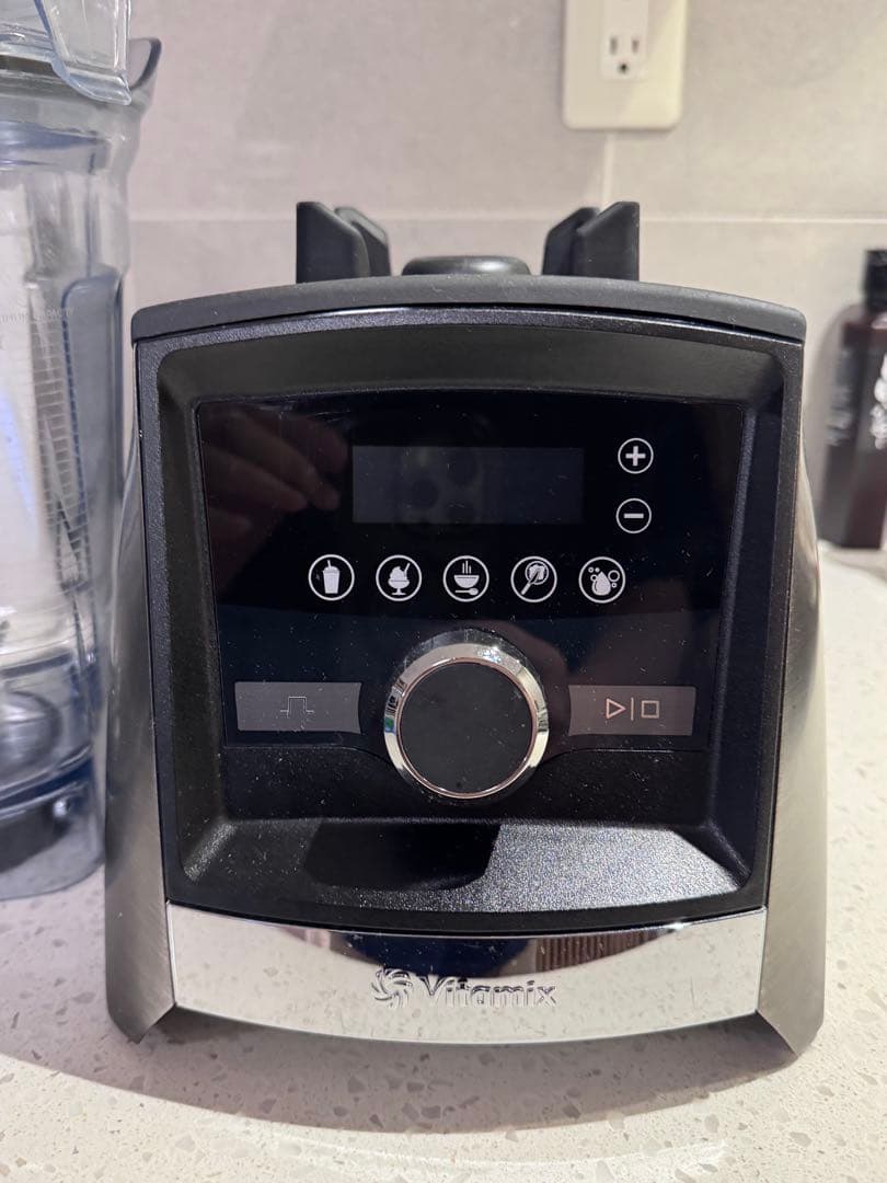 Vitamix ブレンダー 本体と付属品　アメリカ仕様