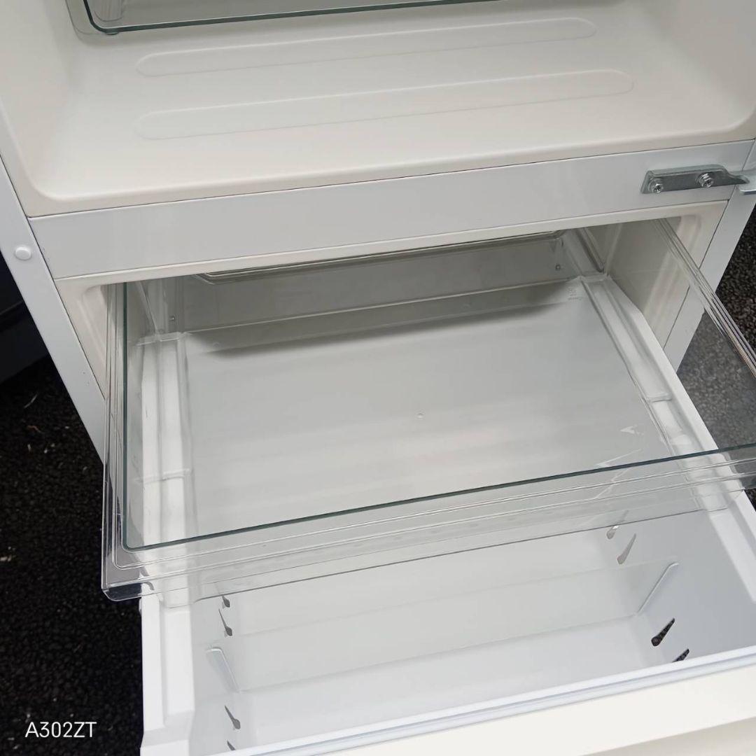 G24H3 安心保証付 ツインバード　大型冷蔵庫 199L ガラス　3ドア