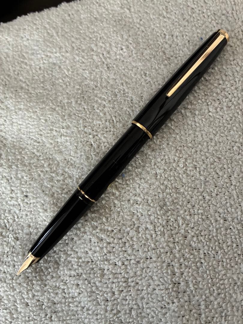 ◾️奇跡の未使用品◾️モンブラン320万年筆◾️化粧箱付属◾️14K ◾️デッドストック◾️