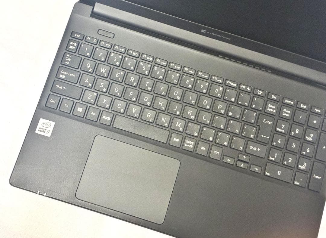美品 dynabook P55/FS 2021年製 i7 10世代 15インチ