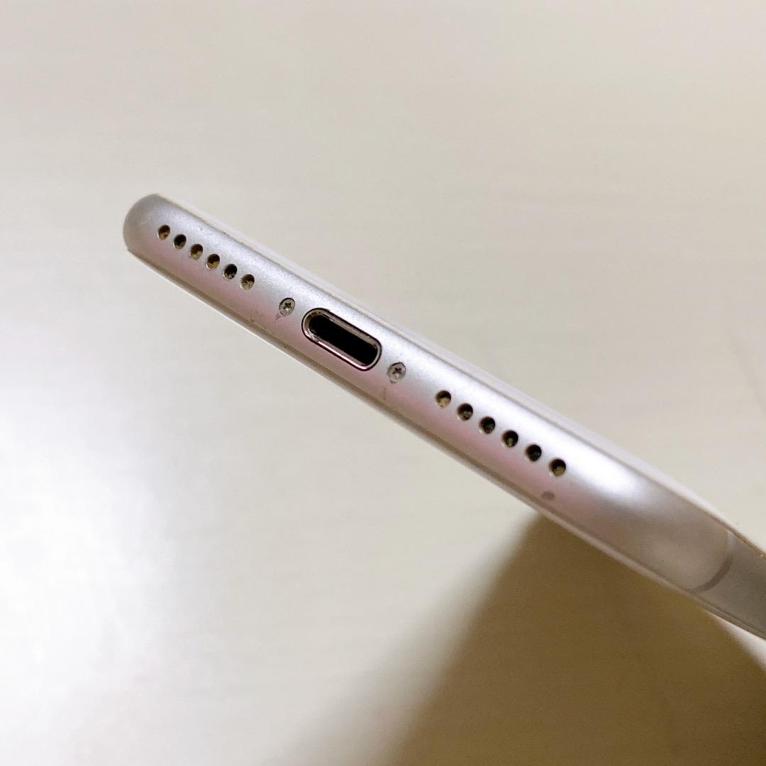 iPhone8 本体 256GB シルバー 利用制限◯ docomo