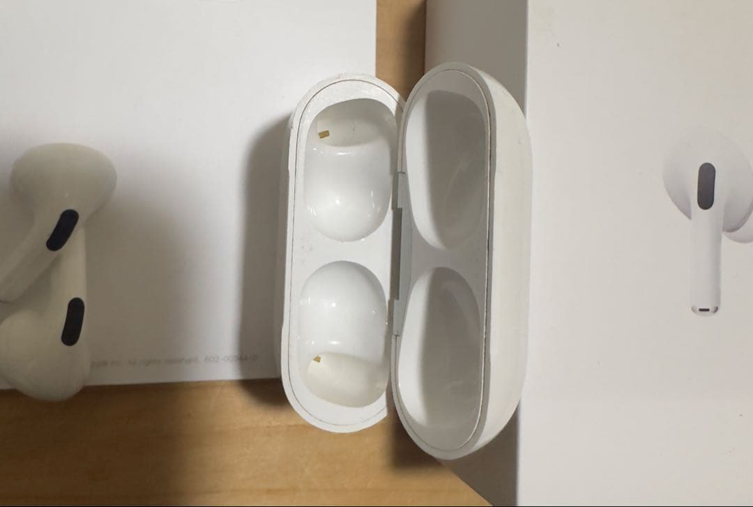 Apple AirPods Pro 本体　箱あり