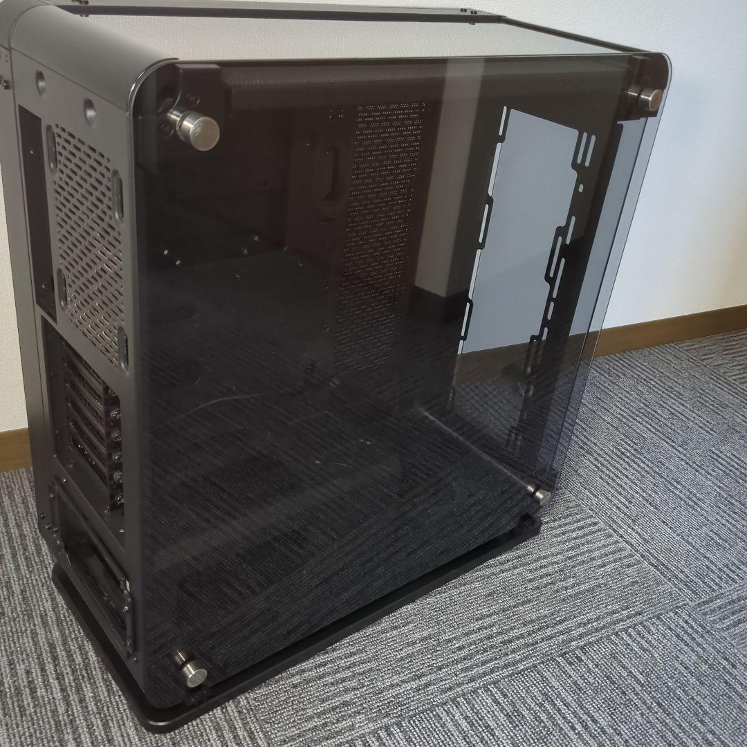 Core P6 TG PCケース Thermaltake