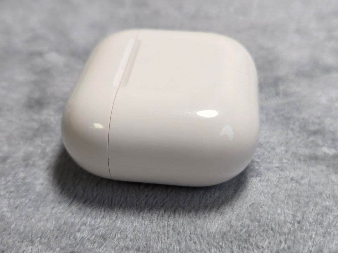 Apple AirPods4 (ANC) ノイキャンあり A3055 美品