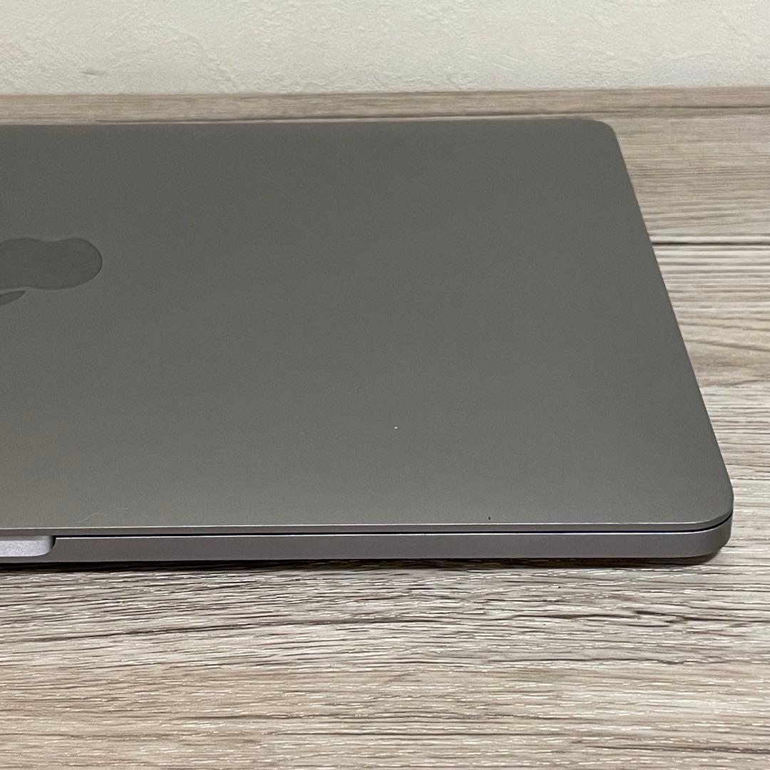 MacBook Pro 13インチ 2019 i7/16GB/512GB