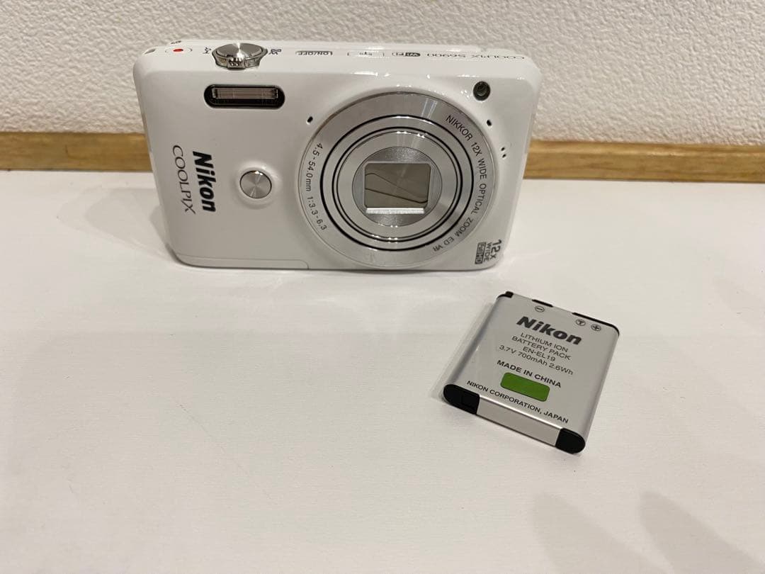Nikon ニコン COOLPIX S6900 《動作確認済み》