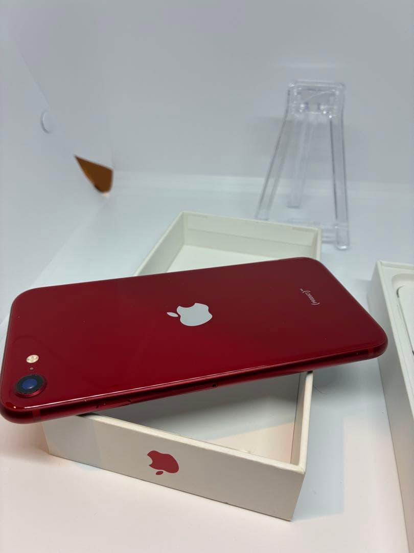 iPhone SE 第3世代 64GB RED SIMフリー美品バッテリー96%