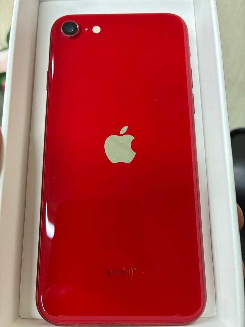 iPhone SE 第3世代 64GB RED SIMフリー美品バッテリー96%