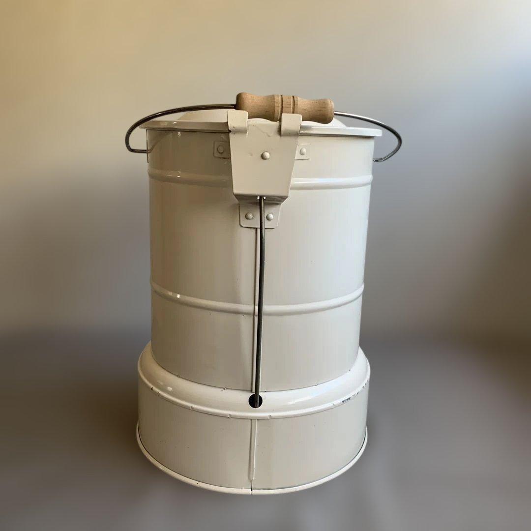 【未使用】【レトロ】マツヨシ　足踏汚物投入器　ペダル式　ゴミ箱　汚物缶